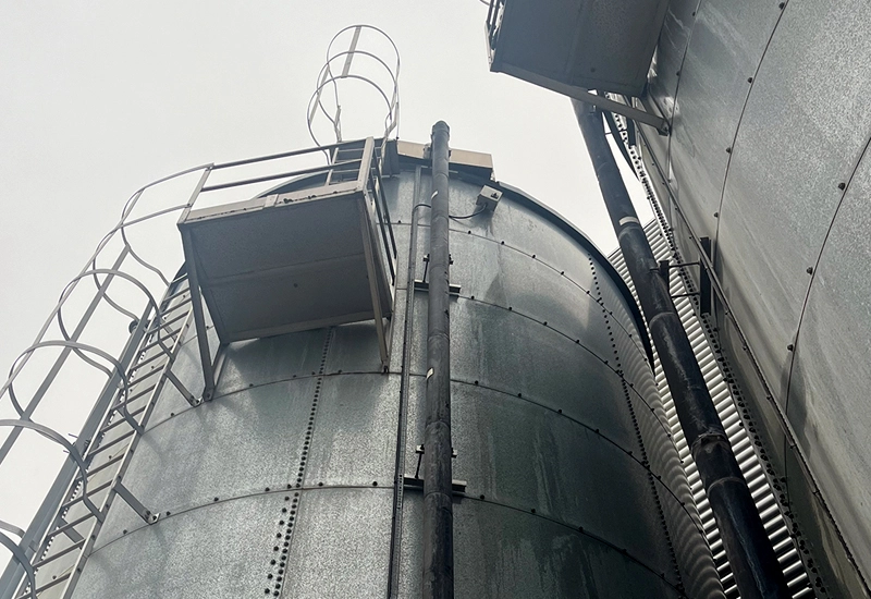 Storage tanks